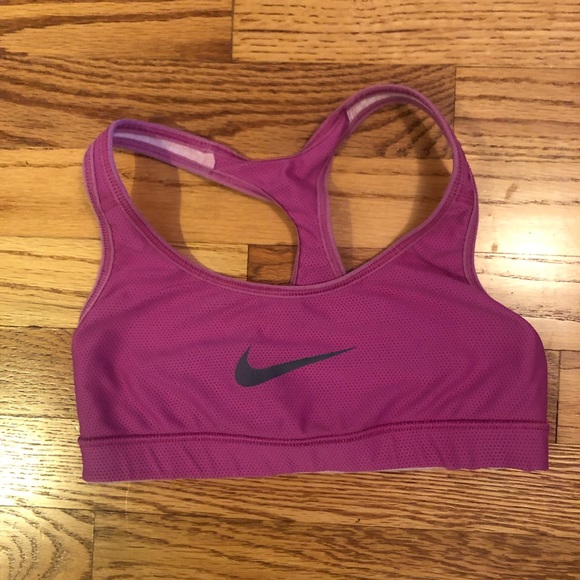Women’s Small reversible Nike sports bra - Picture 1 of 4